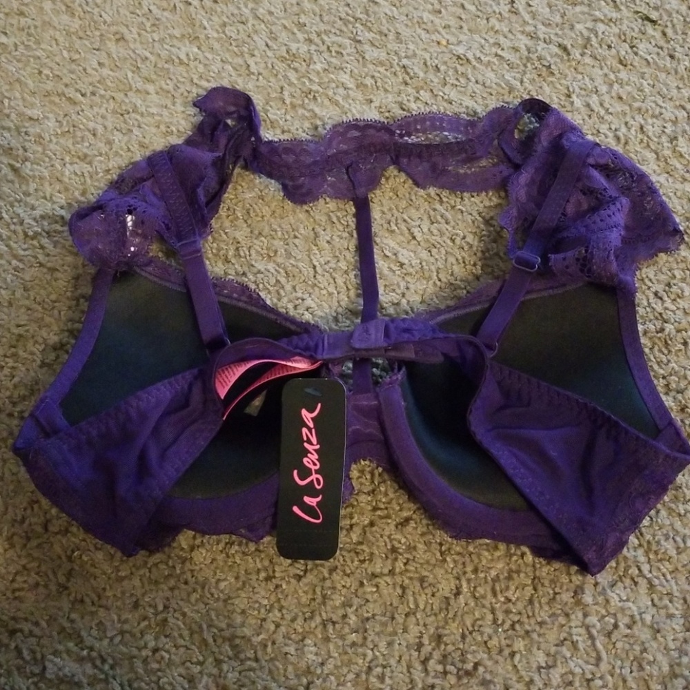 Bra - Picture 2 of 3